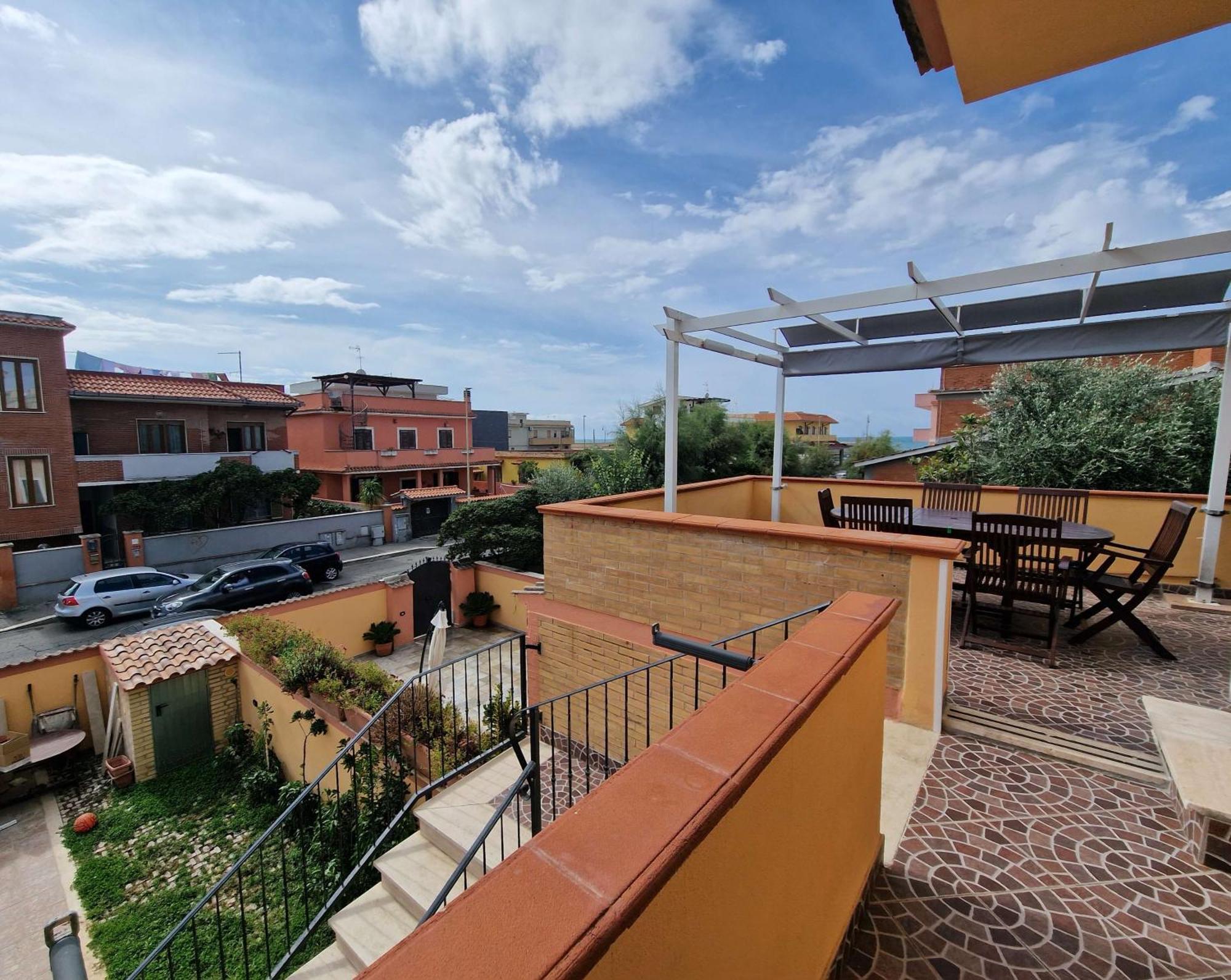 Vista Mare House Apartment Фиумичино Екстериор снимка