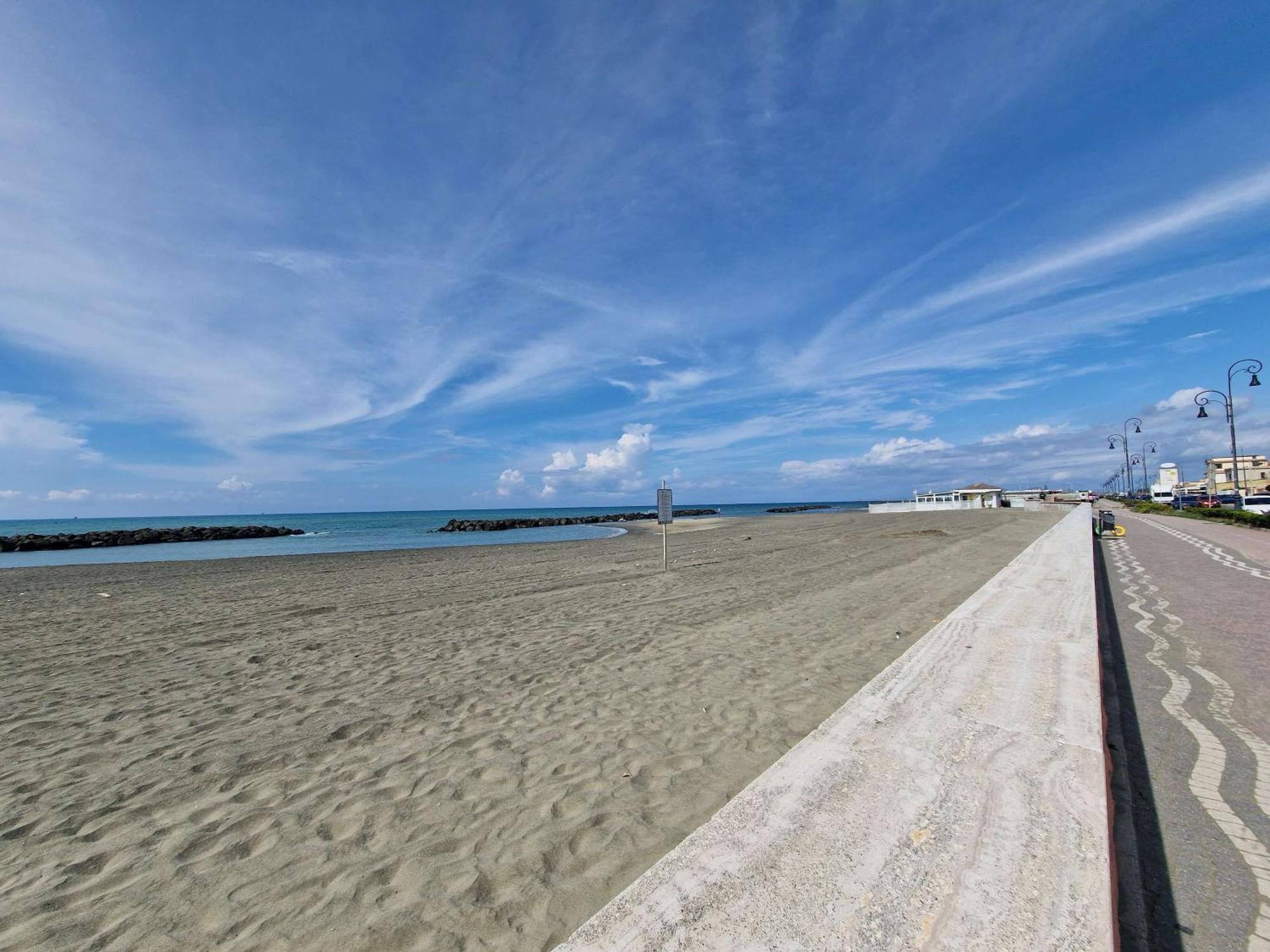 Vista Mare House Apartment Фиумичино Екстериор снимка