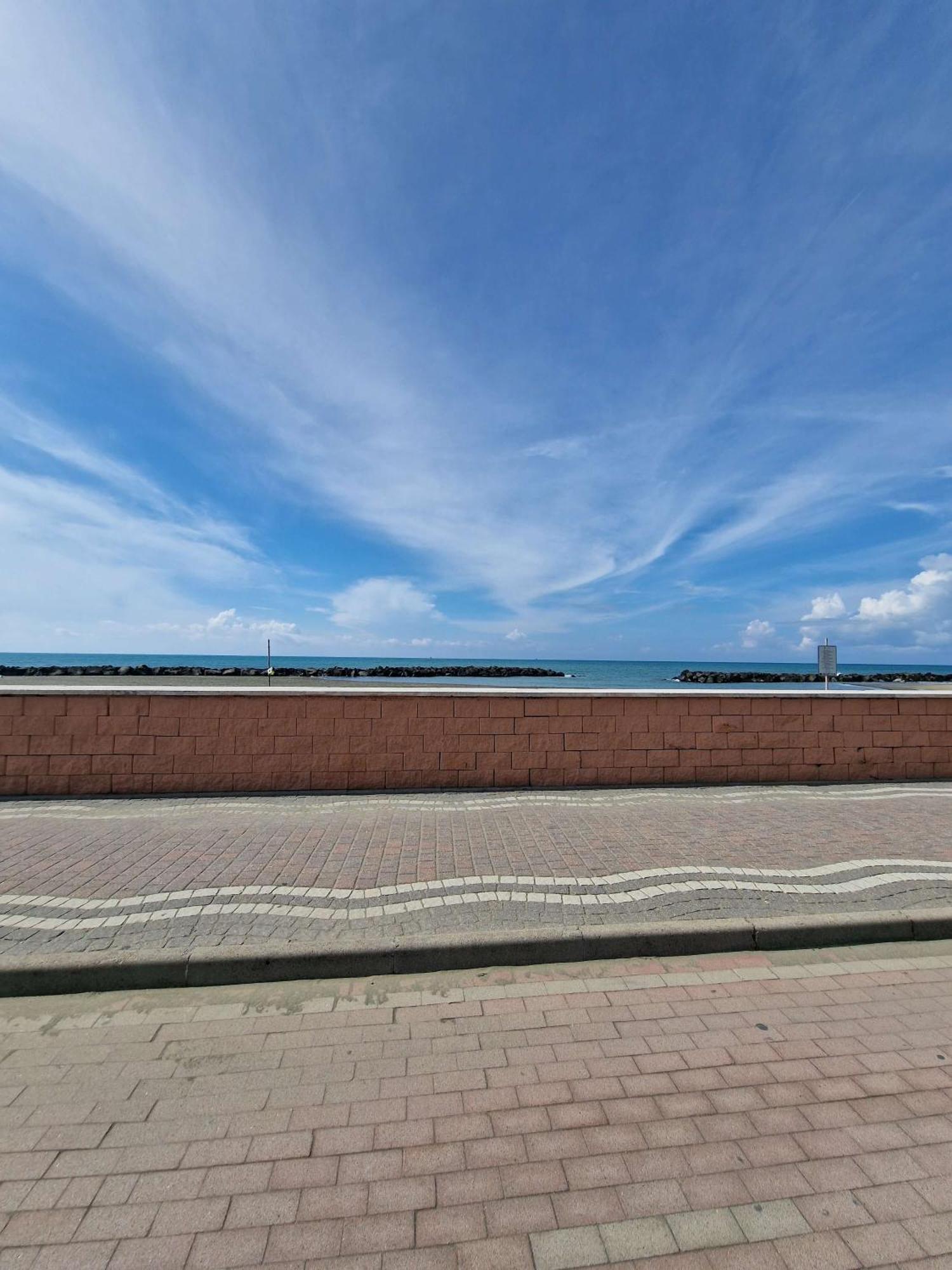 Vista Mare House Apartment Фиумичино Екстериор снимка