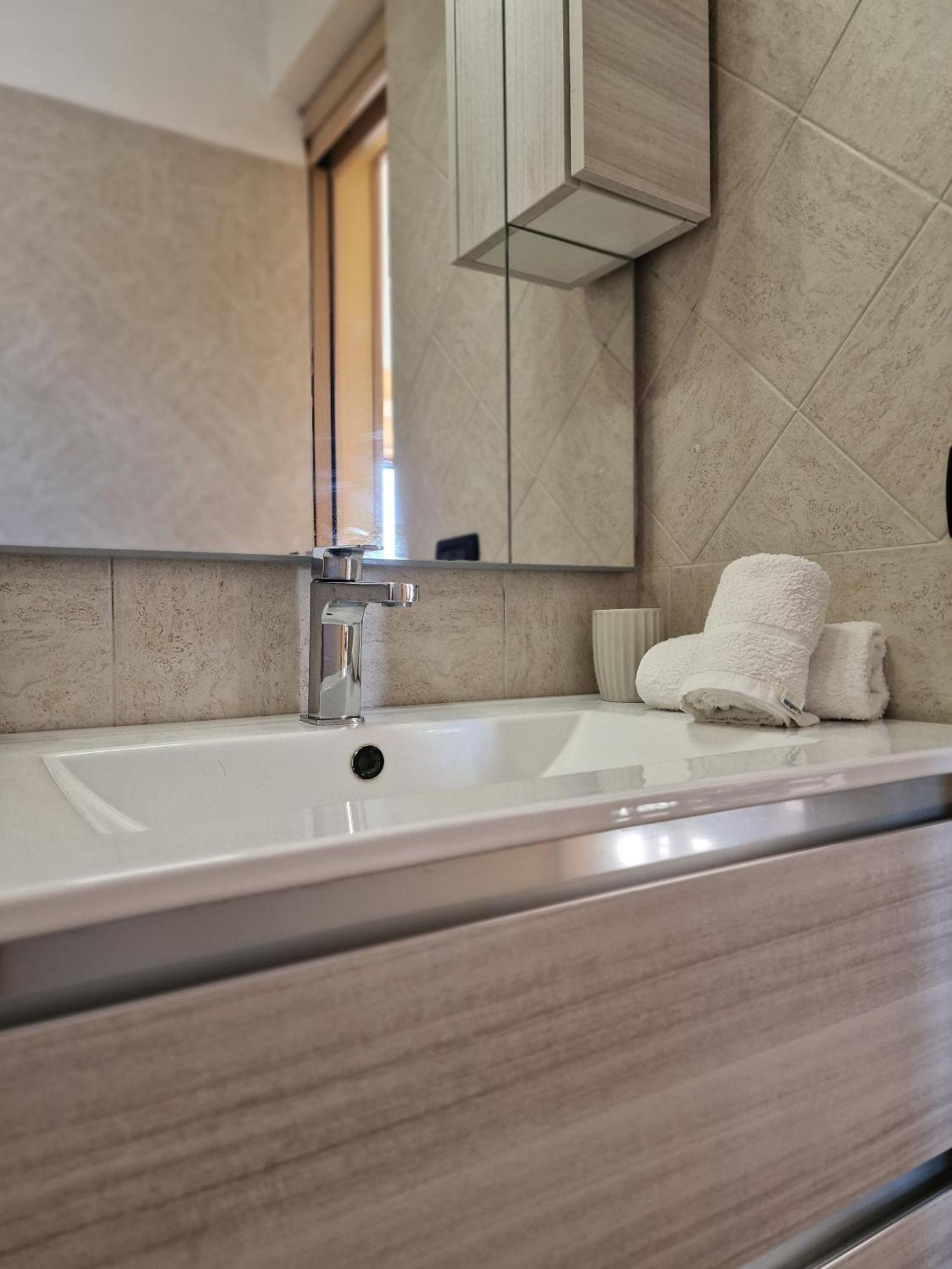 Vista Mare House Apartment Фиумичино Екстериор снимка