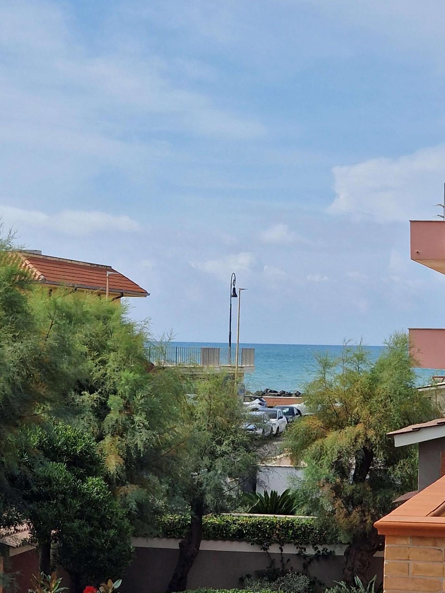 Vista Mare House Apartment Фиумичино Екстериор снимка