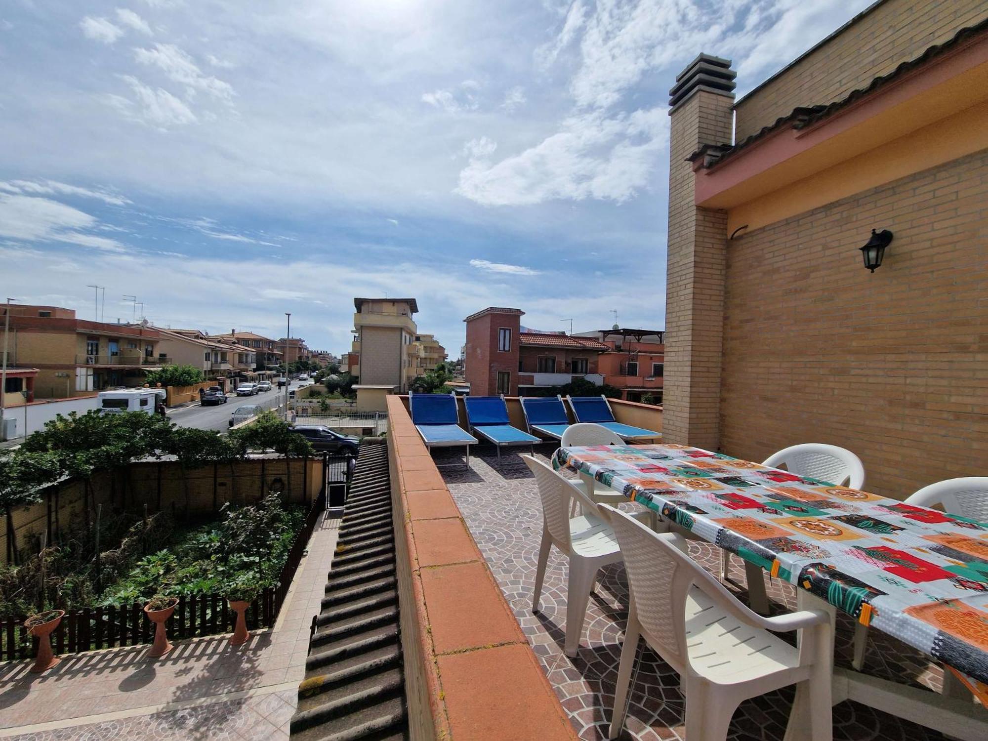 Vista Mare House Apartment Фиумичино Екстериор снимка