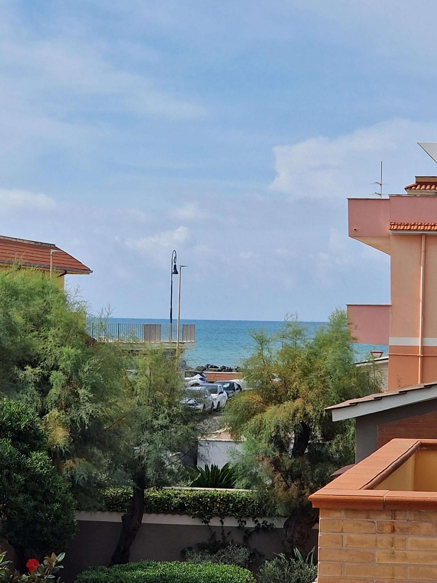 Vista Mare House Apartment Фиумичино Екстериор снимка